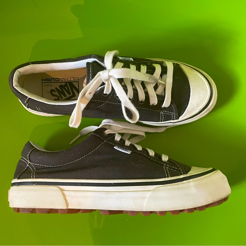 Vans Style 29 Ultra Cush Women Skate Black/White Sneakers Shoes Size 7.5